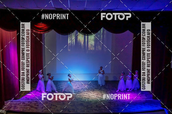 Compre suas fotos do eventoApresenta��o de dan�a  da Escola Uruguai na Escola Rainha do Brasil no Fotop