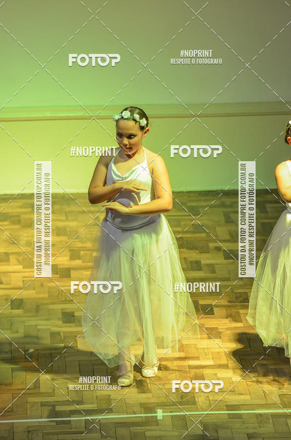 Compre suas fotos do eventoApresenta��o de dan�a  da Escola Uruguai na Escola Rainha do Brasil no Fotop