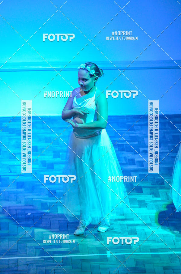 Compre suas fotos do eventoApresenta��o de dan�a  da Escola Uruguai na Escola Rainha do Brasil no Fotop