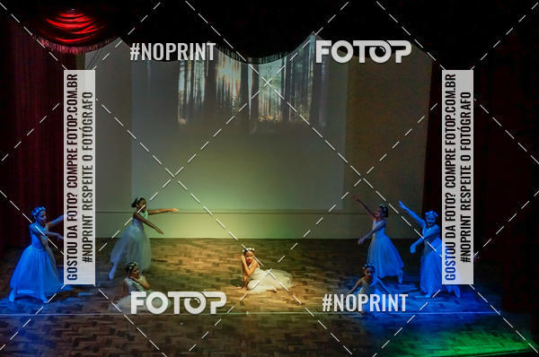 Buy your photos of the eventApresentao de dana  da Escola Uruguai na Escola Rainha do Brasil on Fotop