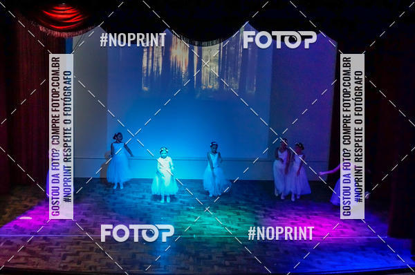 Buy your photos of the eventApresentao de dana  da Escola Uruguai na Escola Rainha do Brasil on Fotop