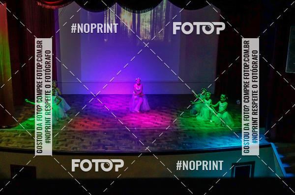 Buy your photos of the eventApresentao de dana  da Escola Uruguai na Escola Rainha do Brasil on Fotop