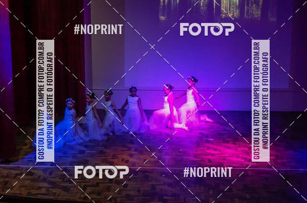 Buy your photos of the eventApresentao de dana  da Escola Uruguai na Escola Rainha do Brasil on Fotop