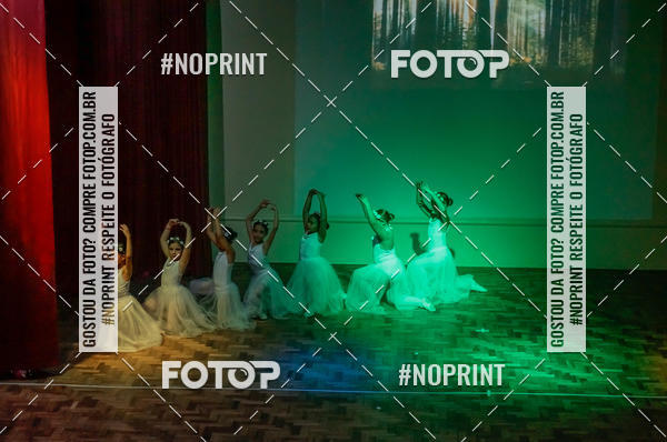 Buy your photos of the eventApresentao de dana  da Escola Uruguai na Escola Rainha do Brasil on Fotop