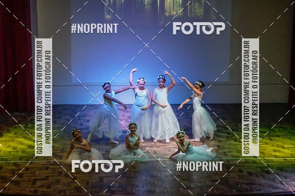 Buy your photos of the eventApresentao de dana  da Escola Uruguai na Escola Rainha do Brasil on Fotop