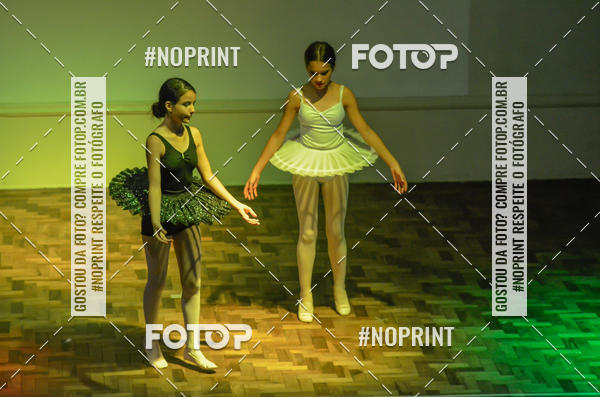 Buy your photos of the eventApresentao de dana  da Escola Uruguai na Escola Rainha do Brasil on Fotop