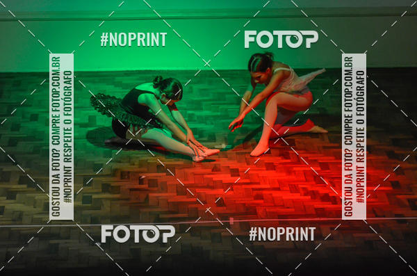 Buy your photos of the eventApresentao de dana  da Escola Uruguai na Escola Rainha do Brasil on Fotop