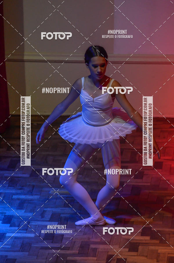 Buy your photos of the eventApresentao de dana  da Escola Uruguai na Escola Rainha do Brasil on Fotop