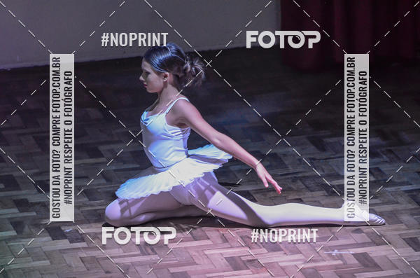 Buy your photos of the eventApresentao de dana  da Escola Uruguai na Escola Rainha do Brasil on Fotop