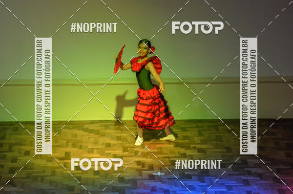 Buy your photos of the eventApresentao de dana  da Escola Uruguai na Escola Rainha do Brasil on Fotop