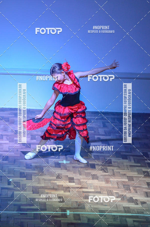 Buy your photos of the eventApresentao de dana  da Escola Uruguai na Escola Rainha do Brasil on Fotop