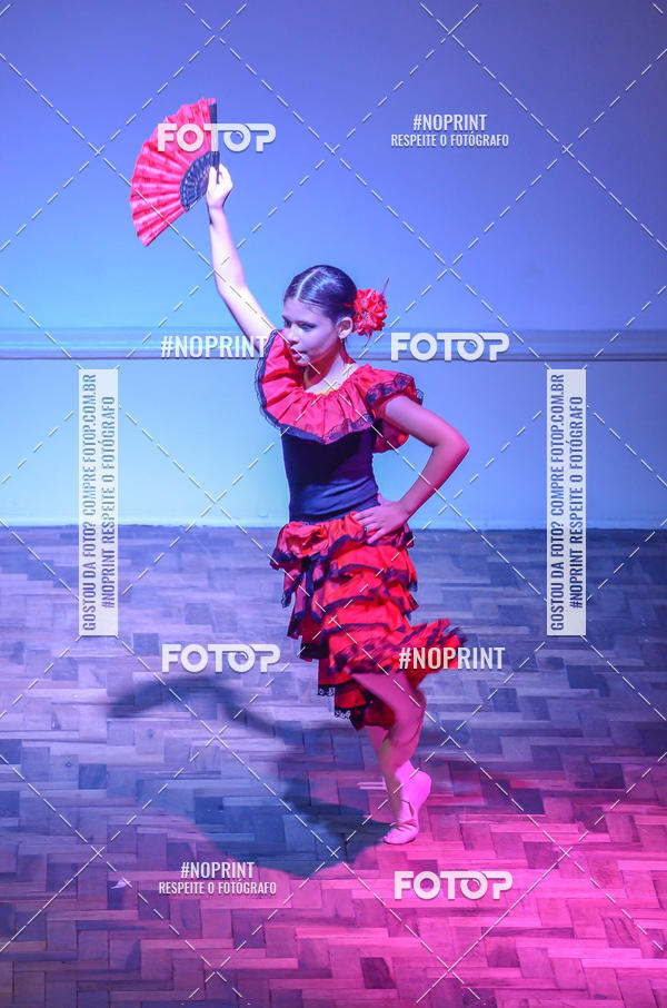 Buy your photos of the eventApresentao de dana  da Escola Uruguai na Escola Rainha do Brasil on Fotop