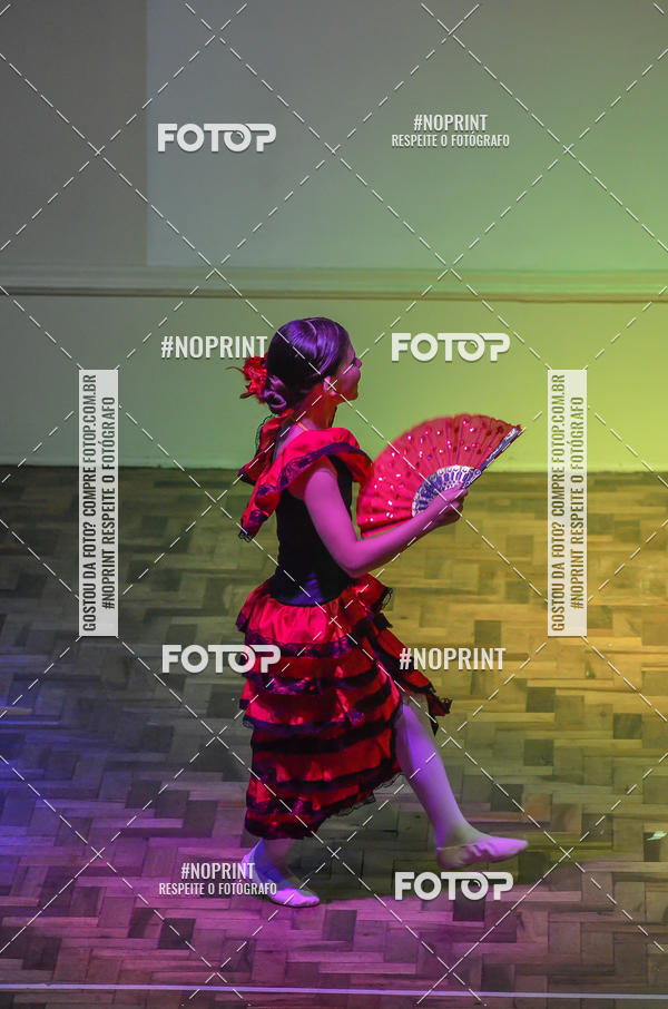 Buy your photos of the eventApresentao de dana  da Escola Uruguai na Escola Rainha do Brasil on Fotop