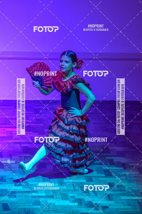 Buy your photos of the eventApresentao de dana  da Escola Uruguai na Escola Rainha do Brasil on Fotop