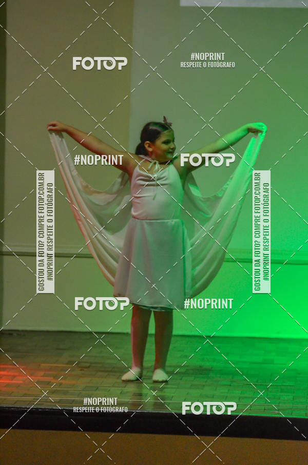Buy your photos of the eventApresentao de dana  da Escola Uruguai na Escola Rainha do Brasil on Fotop