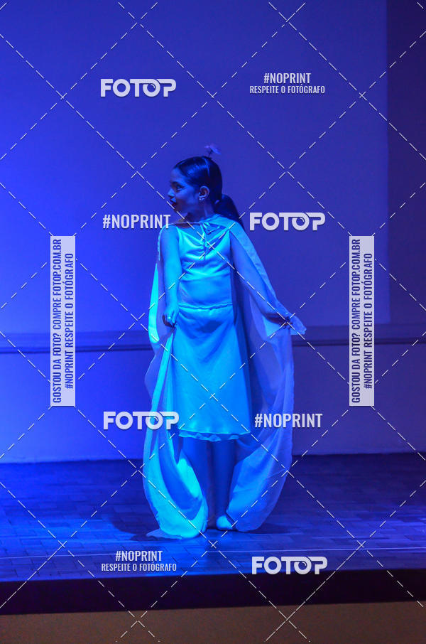 Buy your photos of the eventApresentao de dana  da Escola Uruguai na Escola Rainha do Brasil on Fotop