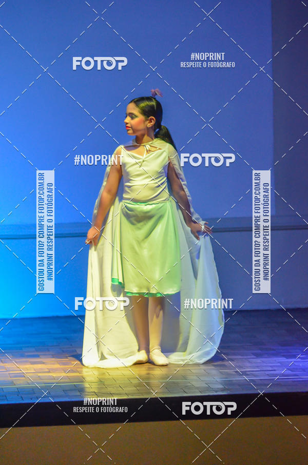 Buy your photos of the eventApresentao de dana  da Escola Uruguai na Escola Rainha do Brasil on Fotop