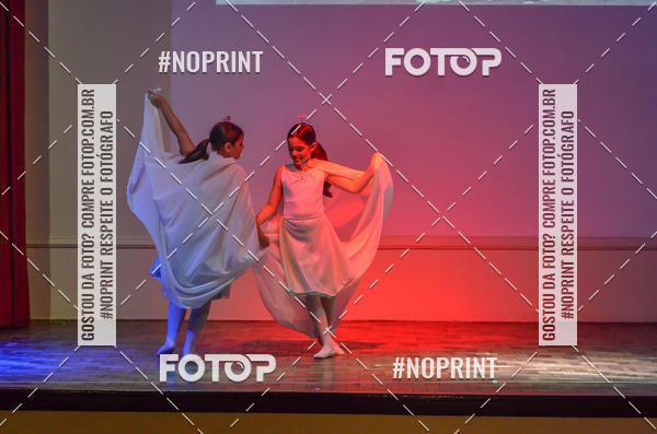 Buy your photos of the eventApresentao de dana  da Escola Uruguai na Escola Rainha do Brasil on Fotop