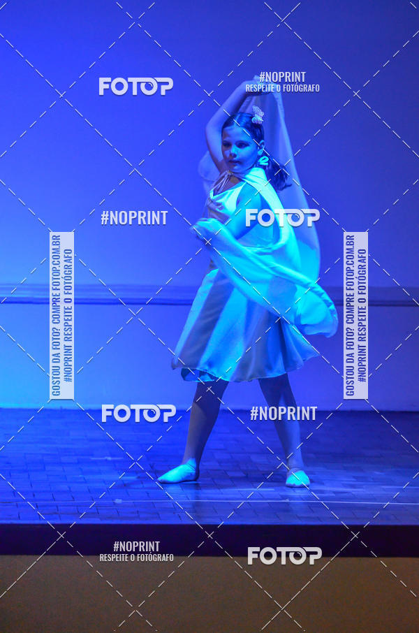 Buy your photos of the eventApresentao de dana  da Escola Uruguai na Escola Rainha do Brasil on Fotop