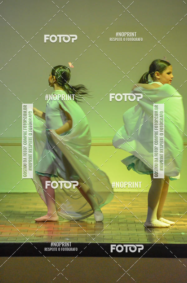 Buy your photos of the eventApresentao de dana  da Escola Uruguai na Escola Rainha do Brasil on Fotop