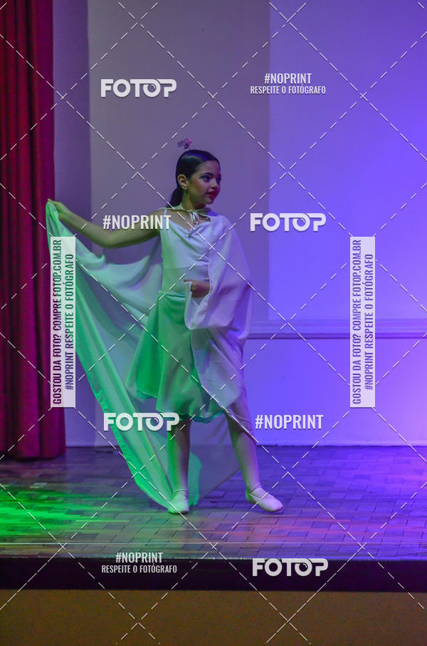 Buy your photos of the eventApresentao de dana  da Escola Uruguai na Escola Rainha do Brasil on Fotop