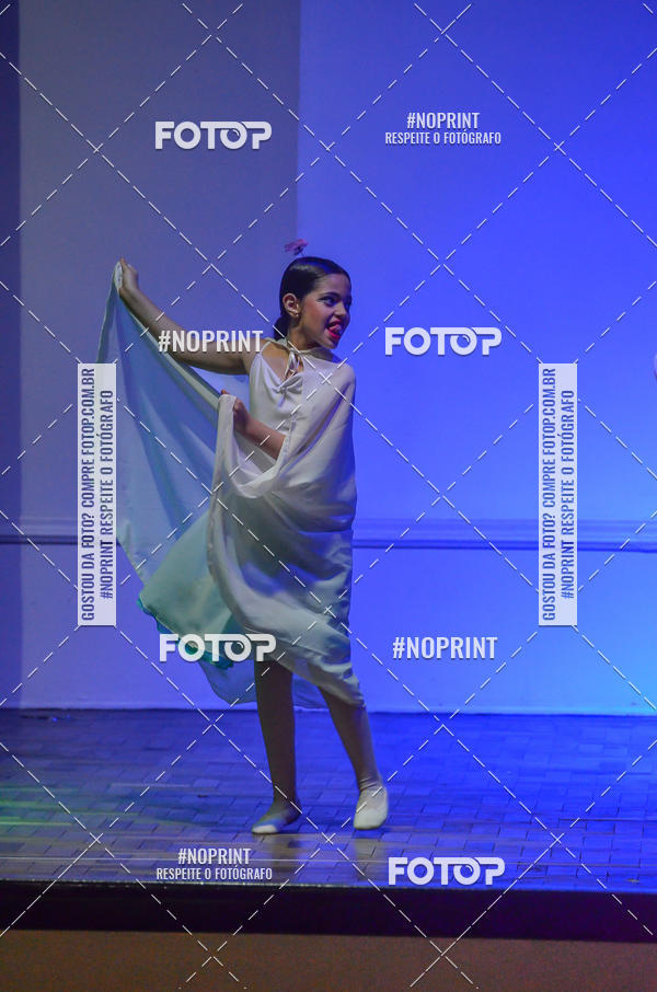 Buy your photos of the eventApresentao de dana  da Escola Uruguai na Escola Rainha do Brasil on Fotop