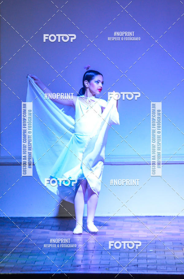 Buy your photos of the eventApresentao de dana  da Escola Uruguai na Escola Rainha do Brasil on Fotop