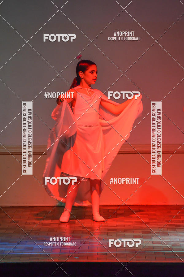 Buy your photos of the eventApresentao de dana  da Escola Uruguai na Escola Rainha do Brasil on Fotop