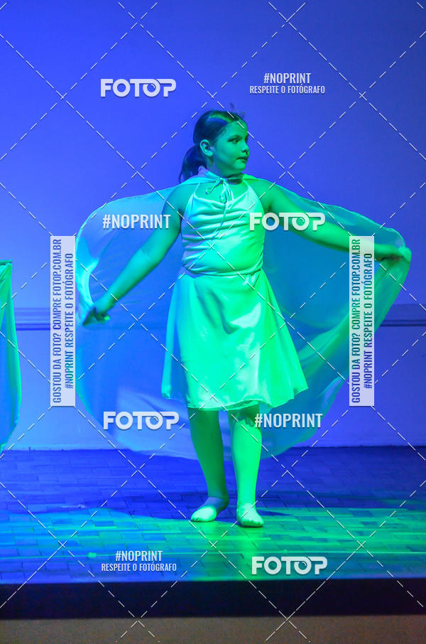 Buy your photos of the eventApresentao de dana  da Escola Uruguai na Escola Rainha do Brasil on Fotop
