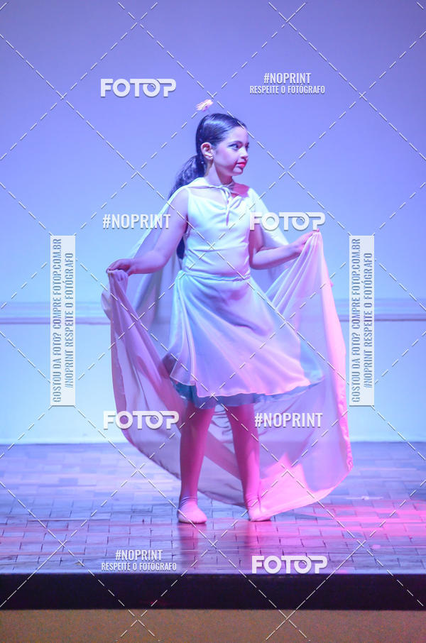 Buy your photos of the eventApresentao de dana  da Escola Uruguai na Escola Rainha do Brasil on Fotop