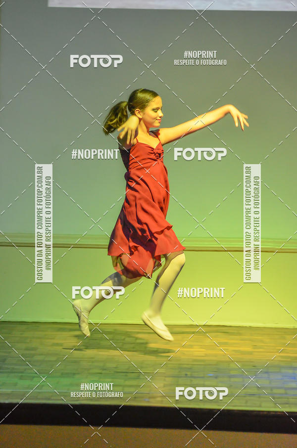 Buy your photos of the eventApresentao de dana  da Escola Uruguai na Escola Rainha do Brasil on Fotop