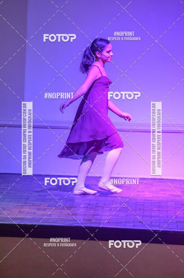 Buy your photos of the eventApresentao de dana  da Escola Uruguai na Escola Rainha do Brasil on Fotop