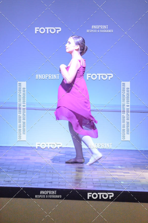 Buy your photos of the eventApresentao de dana  da Escola Uruguai na Escola Rainha do Brasil on Fotop