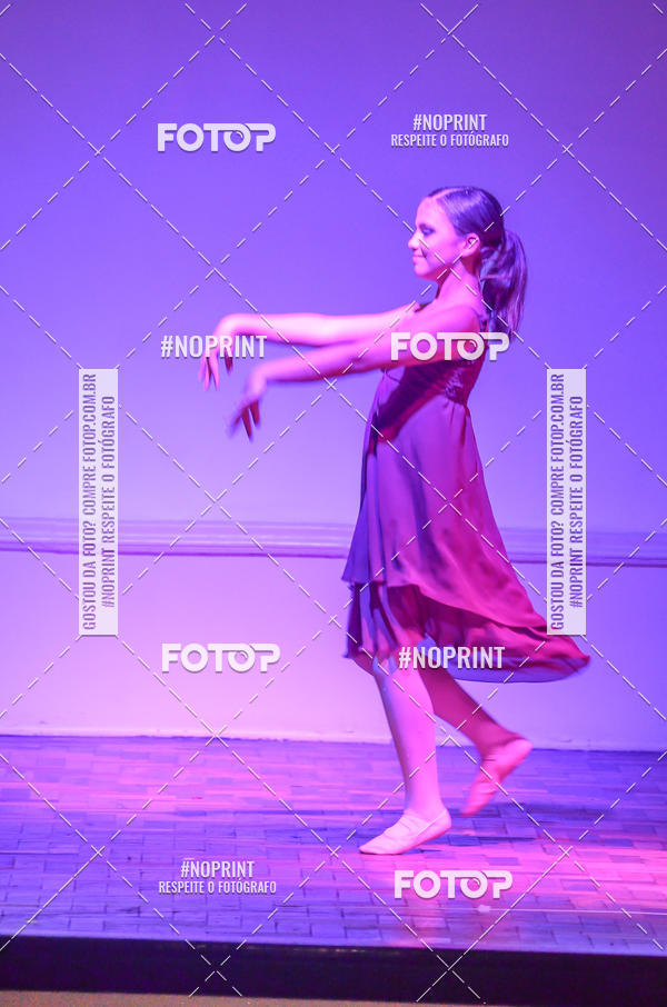 Buy your photos of the eventApresentao de dana  da Escola Uruguai na Escola Rainha do Brasil on Fotop