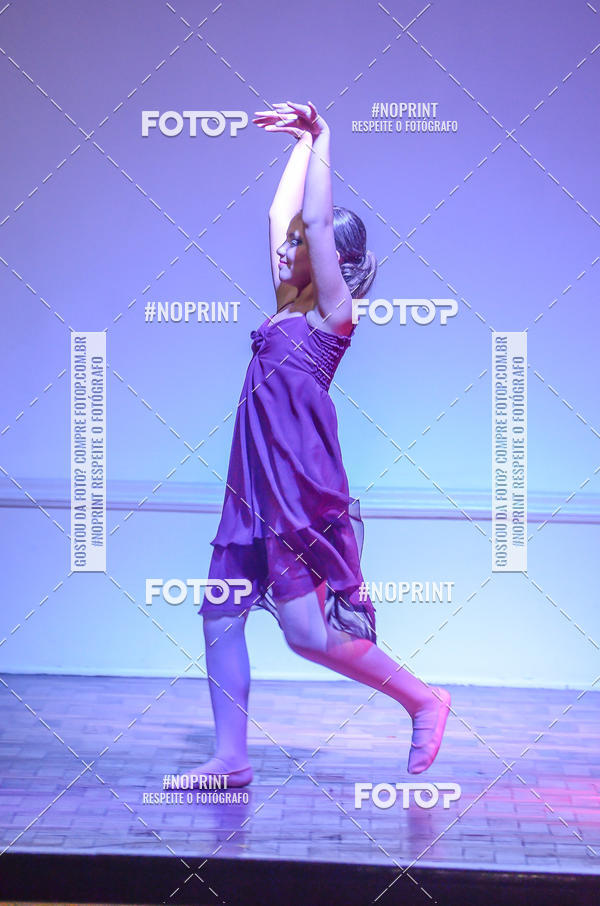 Buy your photos of the eventApresentao de dana  da Escola Uruguai na Escola Rainha do Brasil on Fotop