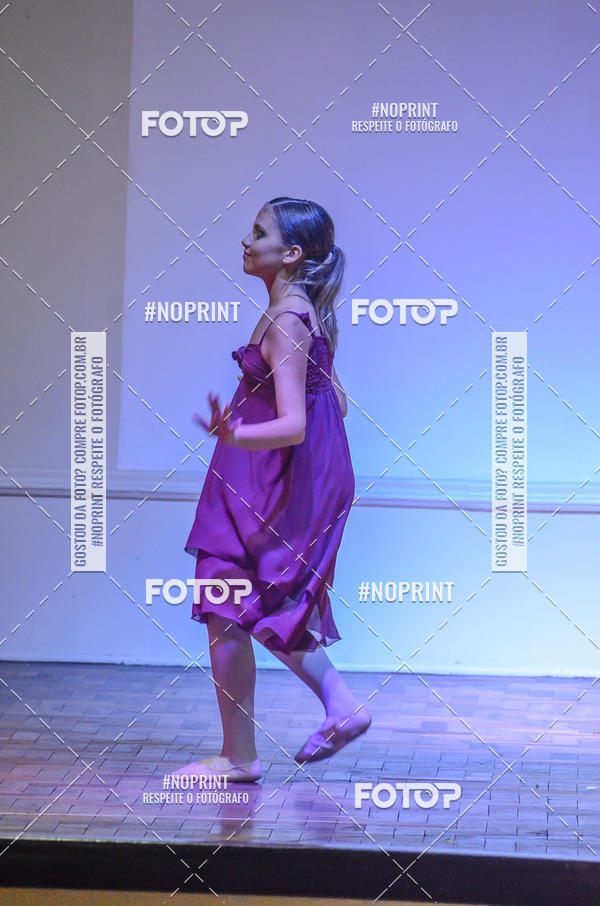 Buy your photos of the eventApresentao de dana  da Escola Uruguai na Escola Rainha do Brasil on Fotop