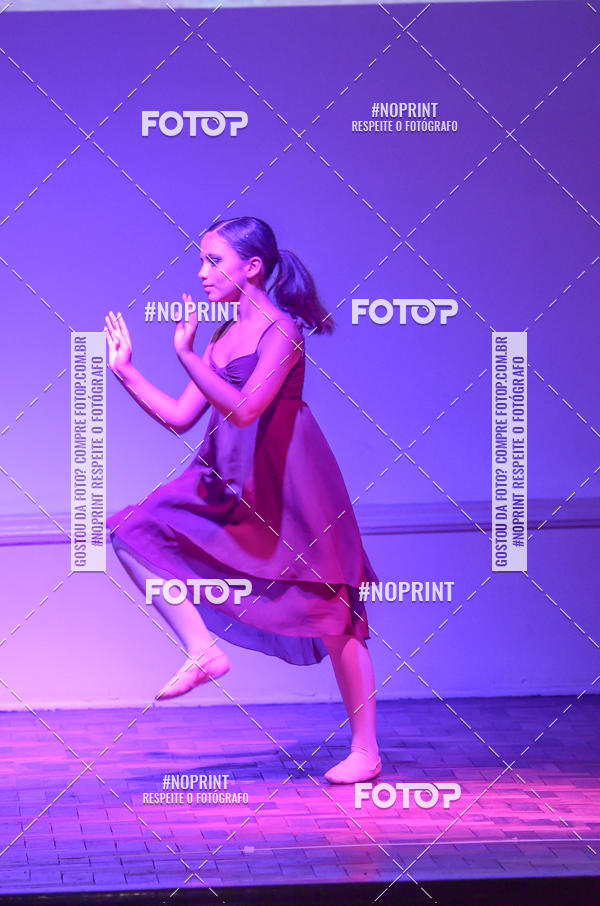 Buy your photos of the eventApresentao de dana  da Escola Uruguai na Escola Rainha do Brasil on Fotop