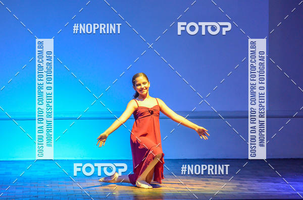 Buy your photos of the eventApresentao de dana  da Escola Uruguai na Escola Rainha do Brasil on Fotop
