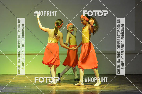 Buy your photos of the eventApresentao de dana  da Escola Uruguai na Escola Rainha do Brasil on Fotop