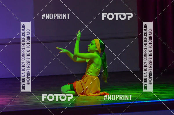 Buy your photos of the eventApresentao de dana  da Escola Uruguai na Escola Rainha do Brasil on Fotop