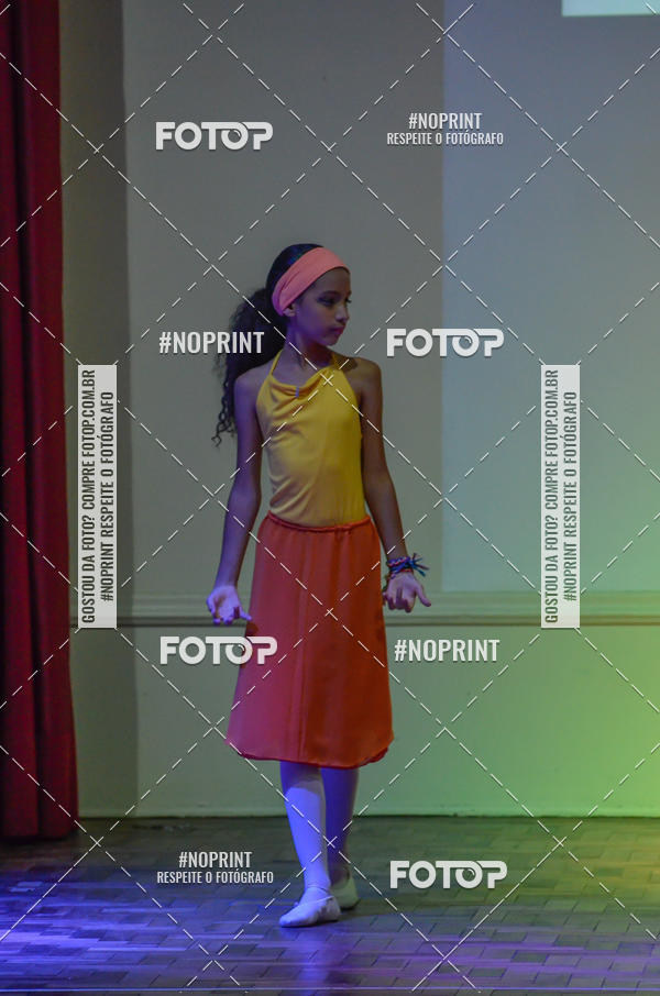 Buy your photos of the eventApresentao de dana  da Escola Uruguai na Escola Rainha do Brasil on Fotop