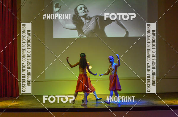 Buy your photos of the eventApresentao de dana  da Escola Uruguai na Escola Rainha do Brasil on Fotop