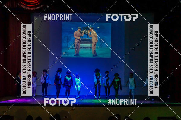 Buy your photos of the eventApresentao de dana  da Escola Uruguai na Escola Rainha do Brasil on Fotop