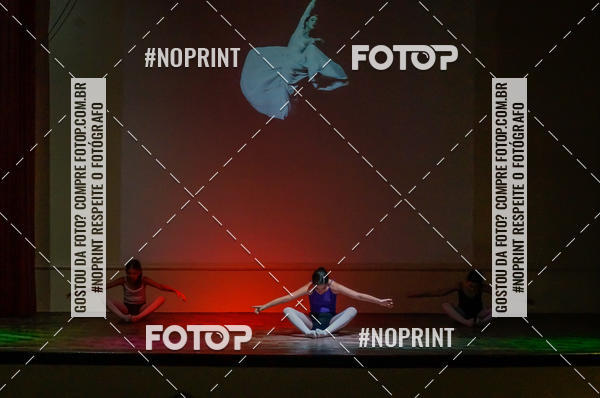 Buy your photos of the eventApresentao de dana  da Escola Uruguai na Escola Rainha do Brasil on Fotop