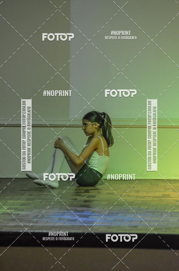 Buy your photos of the eventApresentao de dana  da Escola Uruguai na Escola Rainha do Brasil on Fotop