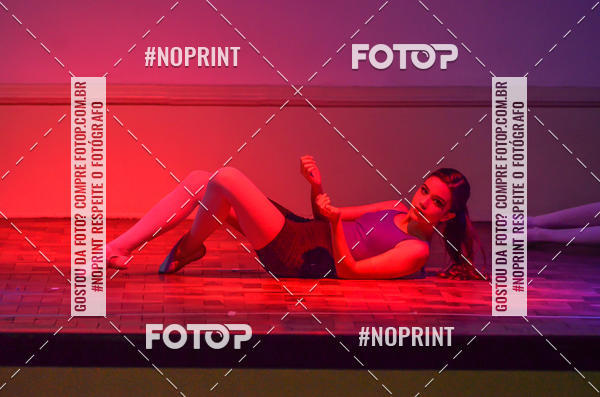 Buy your photos of the eventApresentao de dana  da Escola Uruguai na Escola Rainha do Brasil on Fotop