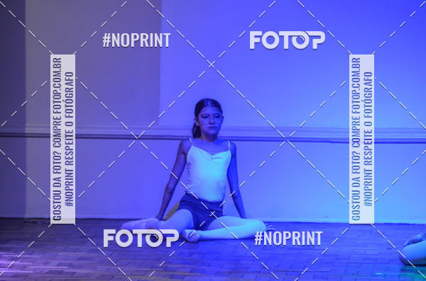 Buy your photos of the eventApresentao de dana  da Escola Uruguai na Escola Rainha do Brasil on Fotop