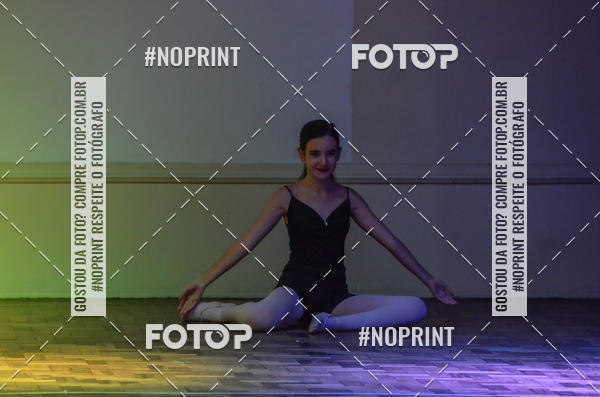 Buy your photos of the eventApresentao de dana  da Escola Uruguai na Escola Rainha do Brasil on Fotop