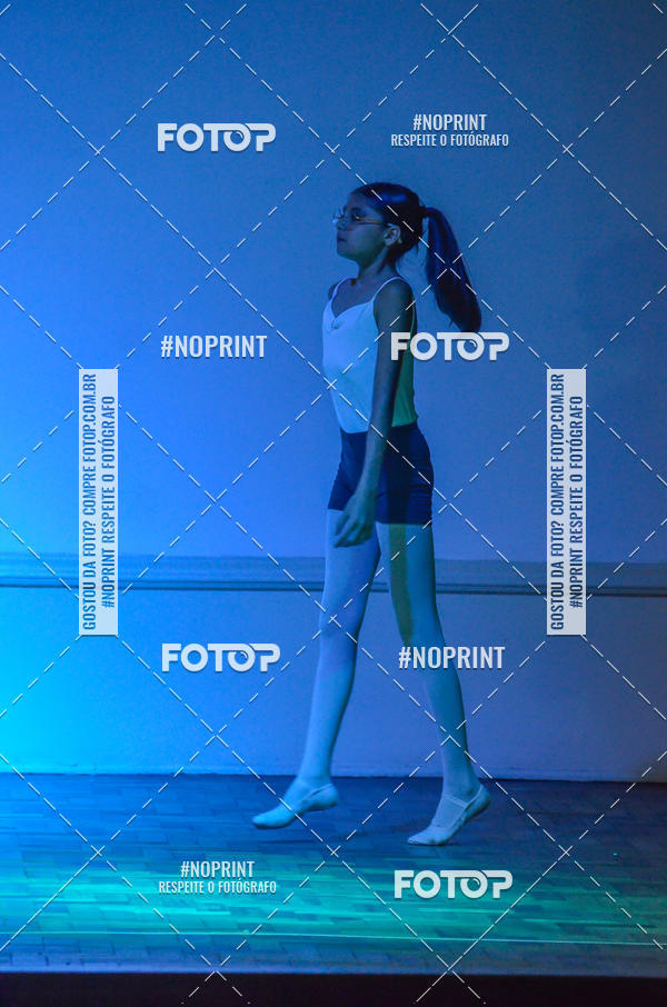 Buy your photos of the eventApresentao de dana  da Escola Uruguai na Escola Rainha do Brasil on Fotop