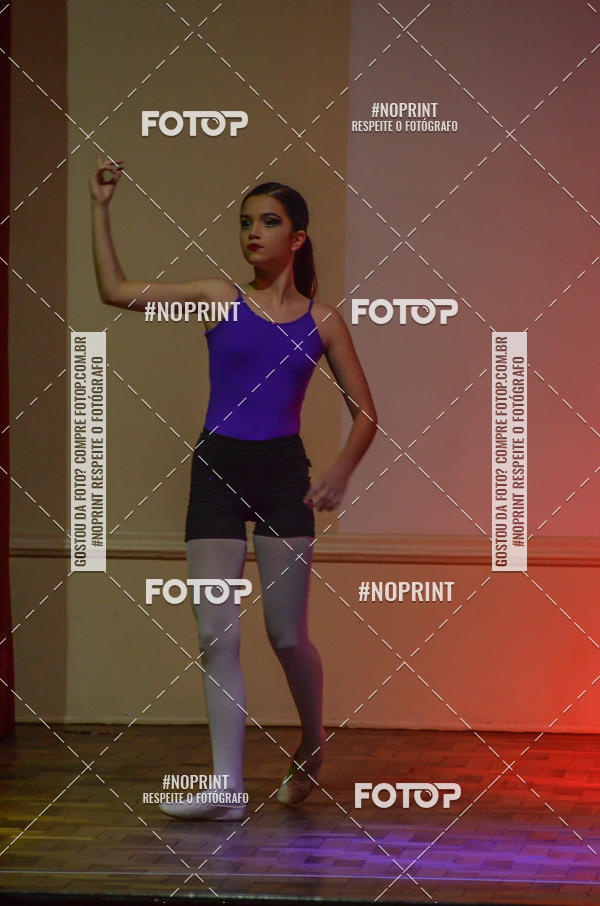 Buy your photos of the eventApresentao de dana  da Escola Uruguai na Escola Rainha do Brasil on Fotop